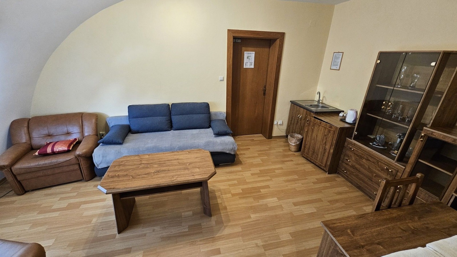 Penzión Magnólia Trenčín – Apartment – Zustellbett