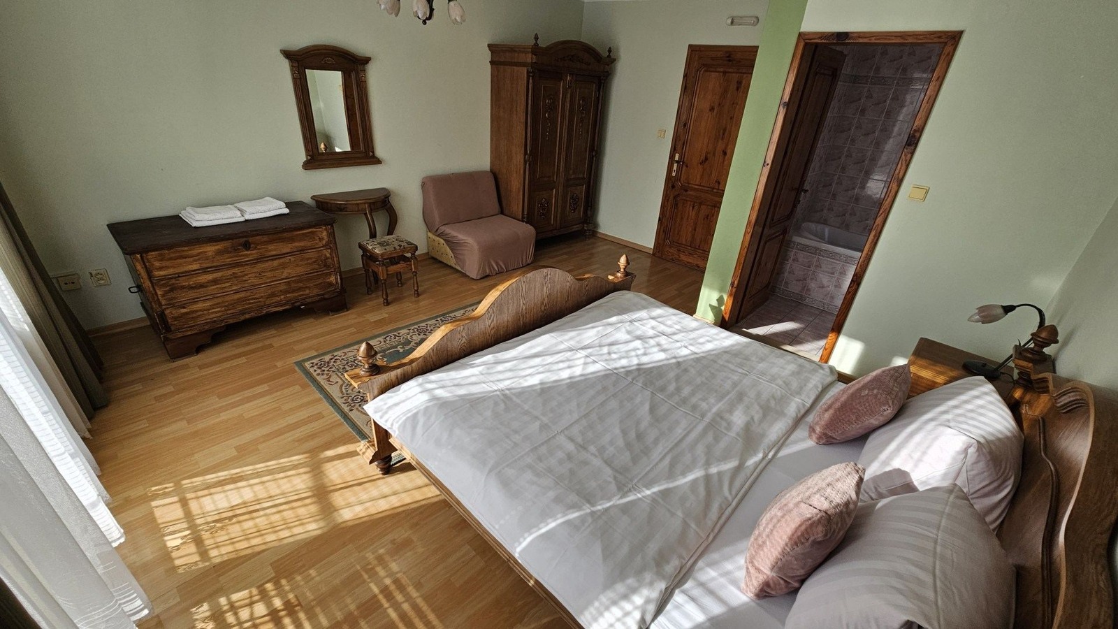 Penzión Magnólia Trenčín – Apartment – Bett