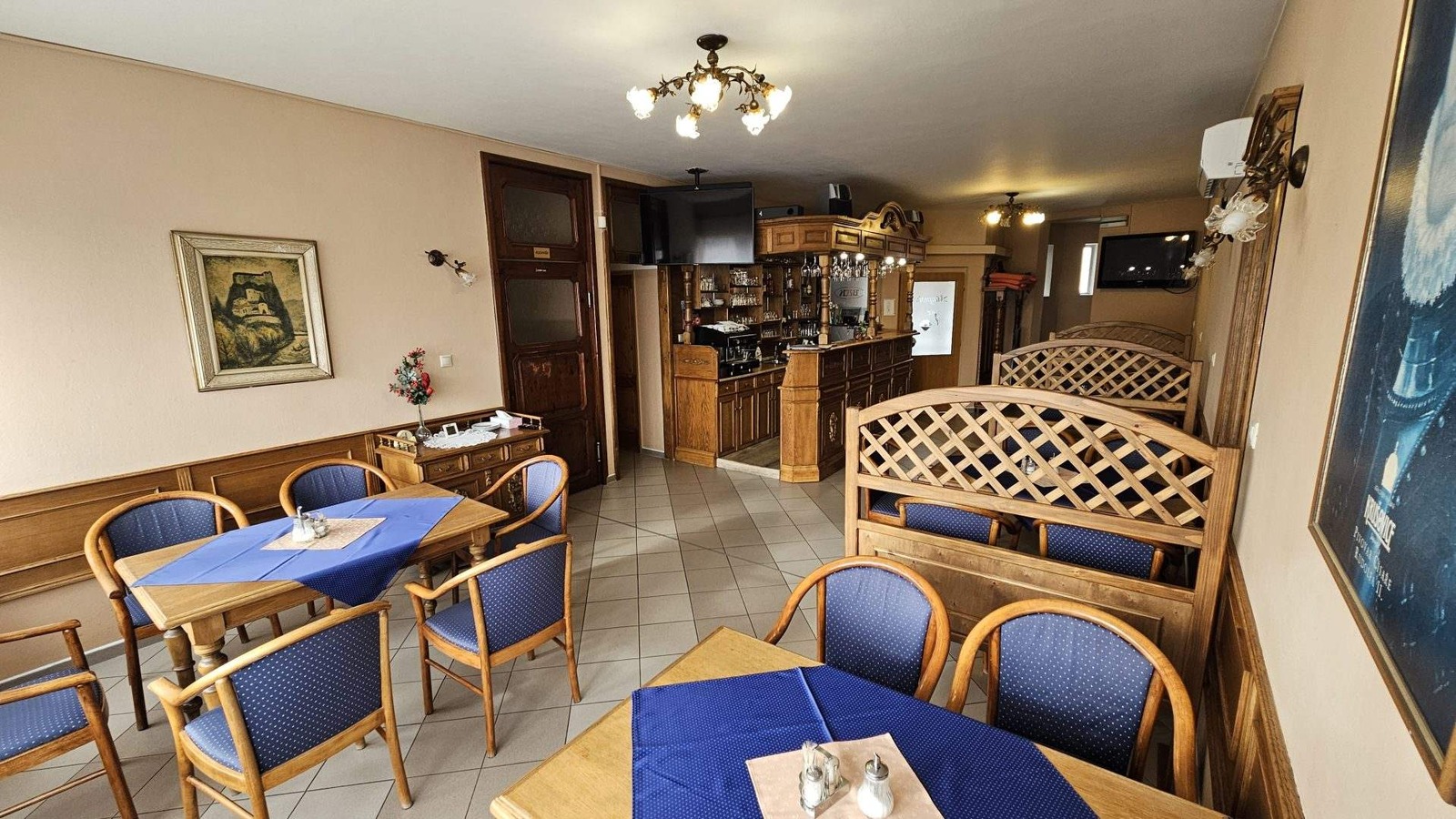 Penzión Magnólia Trenčín – Bar – Raum