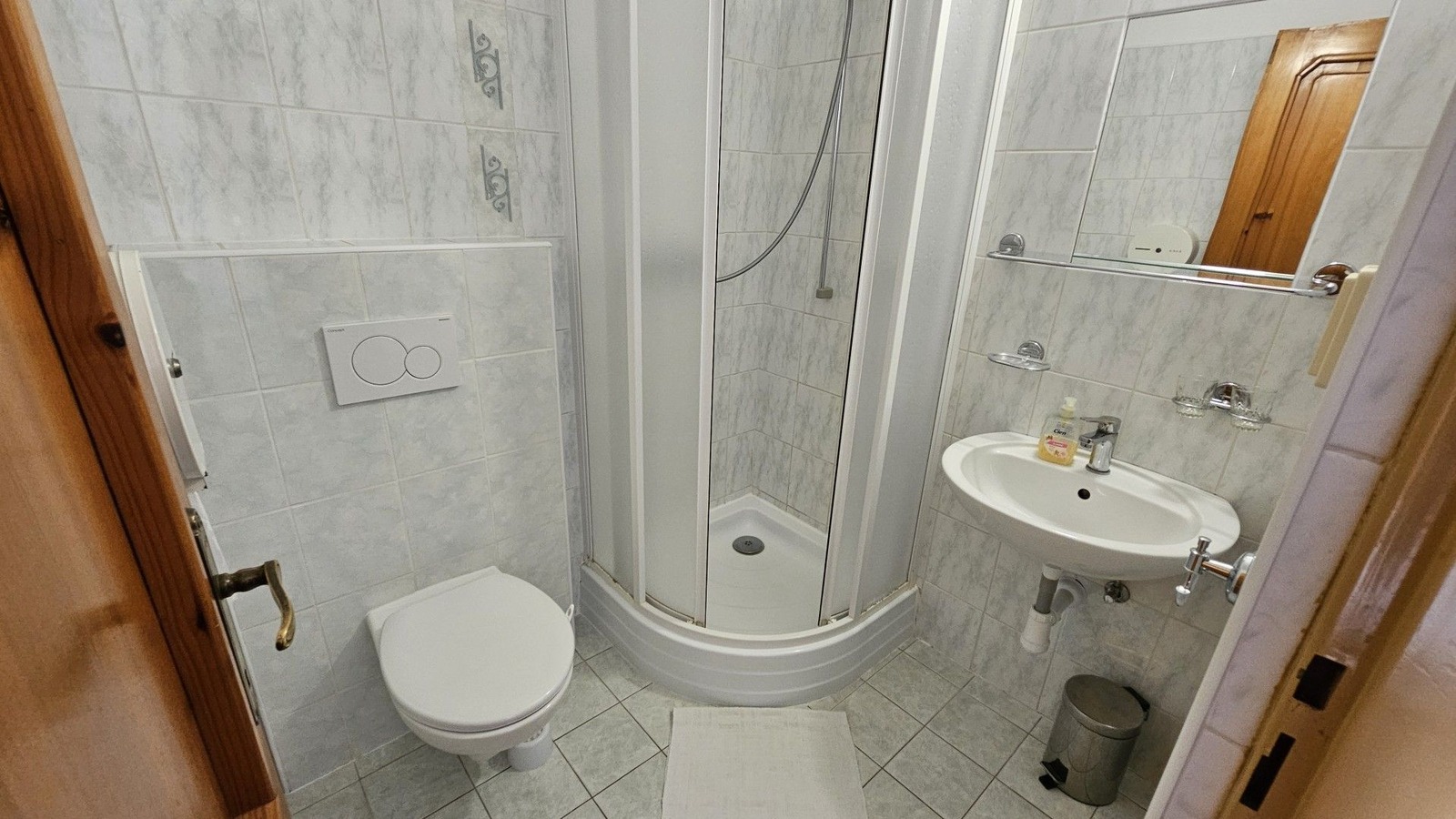 Penzión Magnólia Trenčín – Doppelzimmer – Badezimmer