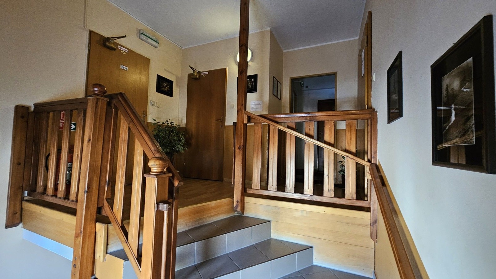 Penzión Magnólia Trenčín – Treppenhaus – Detail